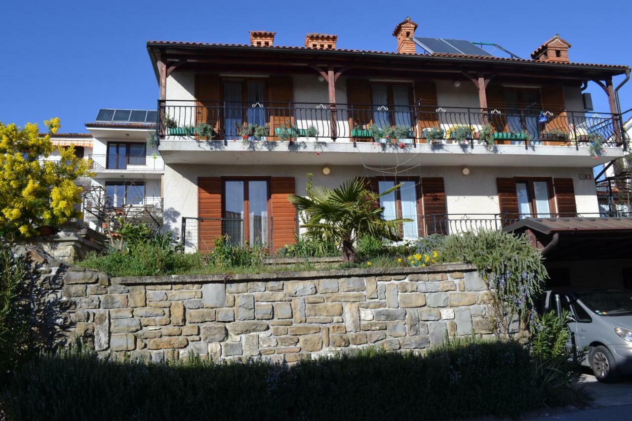 Maeli Apartment Lucija Bagian luar foto